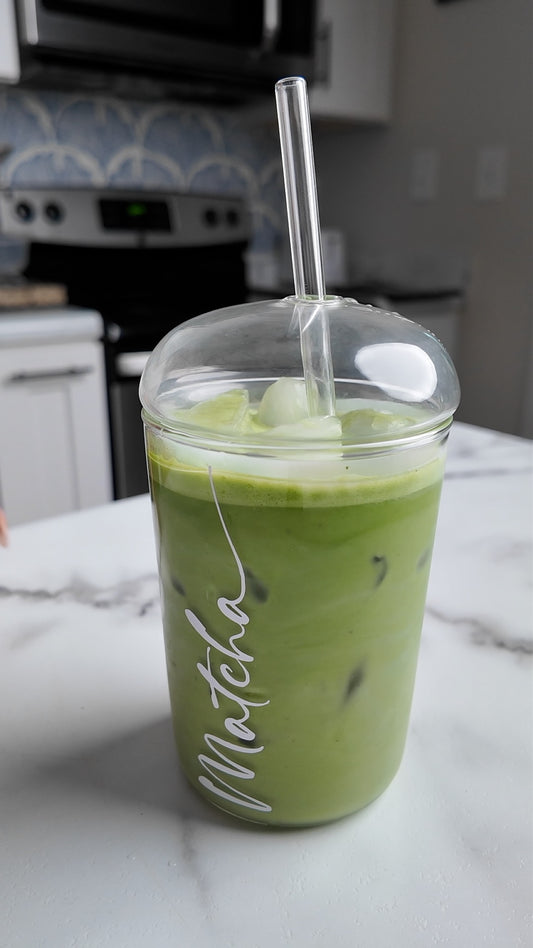"Matcha" Glass Cup with Dome Lid and Straw